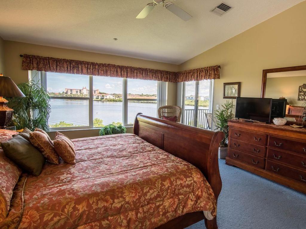 Gulf Retreat 2: Magnificent Water Views, Steps To Beach, None Cleaner, None Nicer! Clearwater Beach Esterno foto